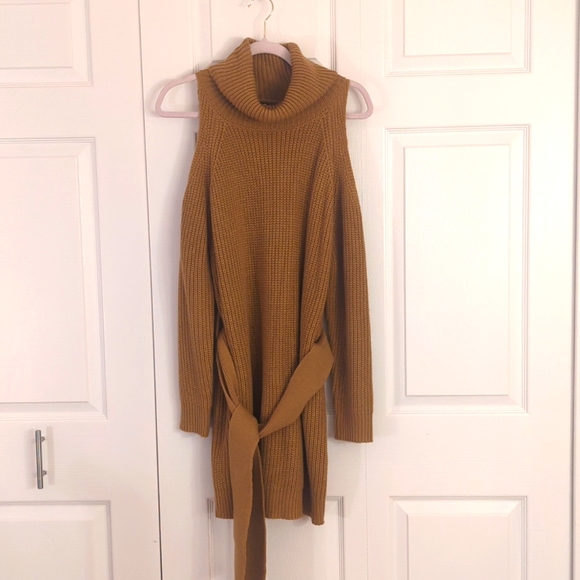 Lulus Cold Shoulder Brown Sweater Dress Size Medium - Picture 4 of 12